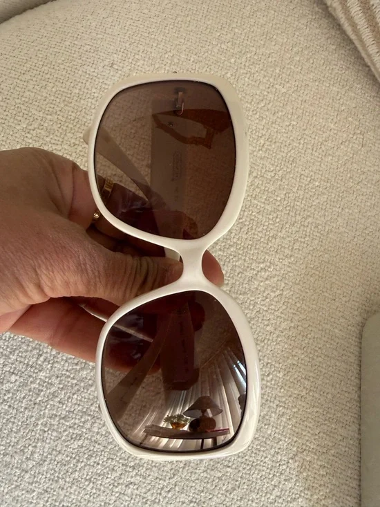 Coach White Frame Sunglasses with Brown Lenses and Case - Picture 2 of 4